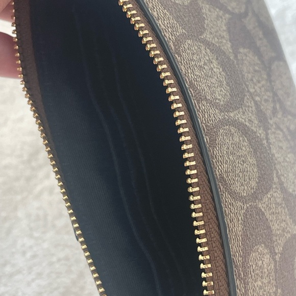 Authentic Coach wrist wallet - Picture 4 of 7